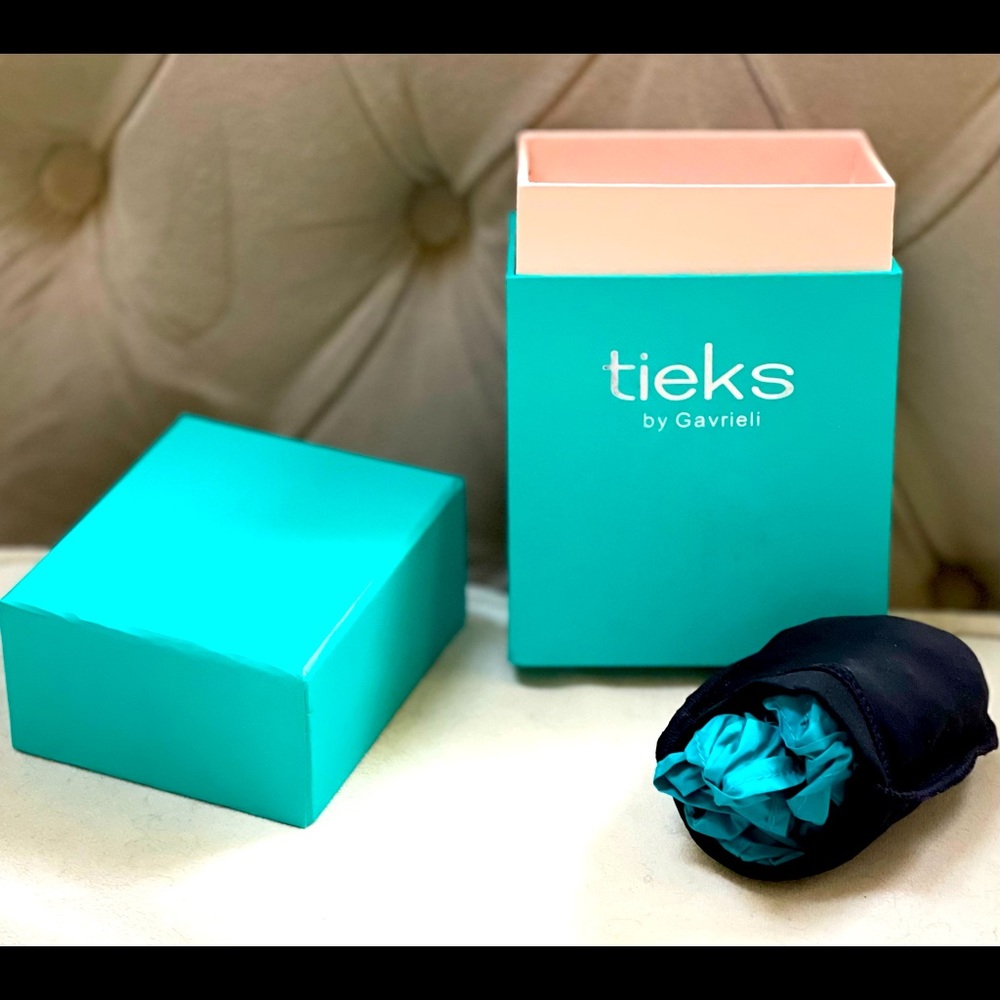 Tieks Box with scrunchy bag. Empty box no shoes